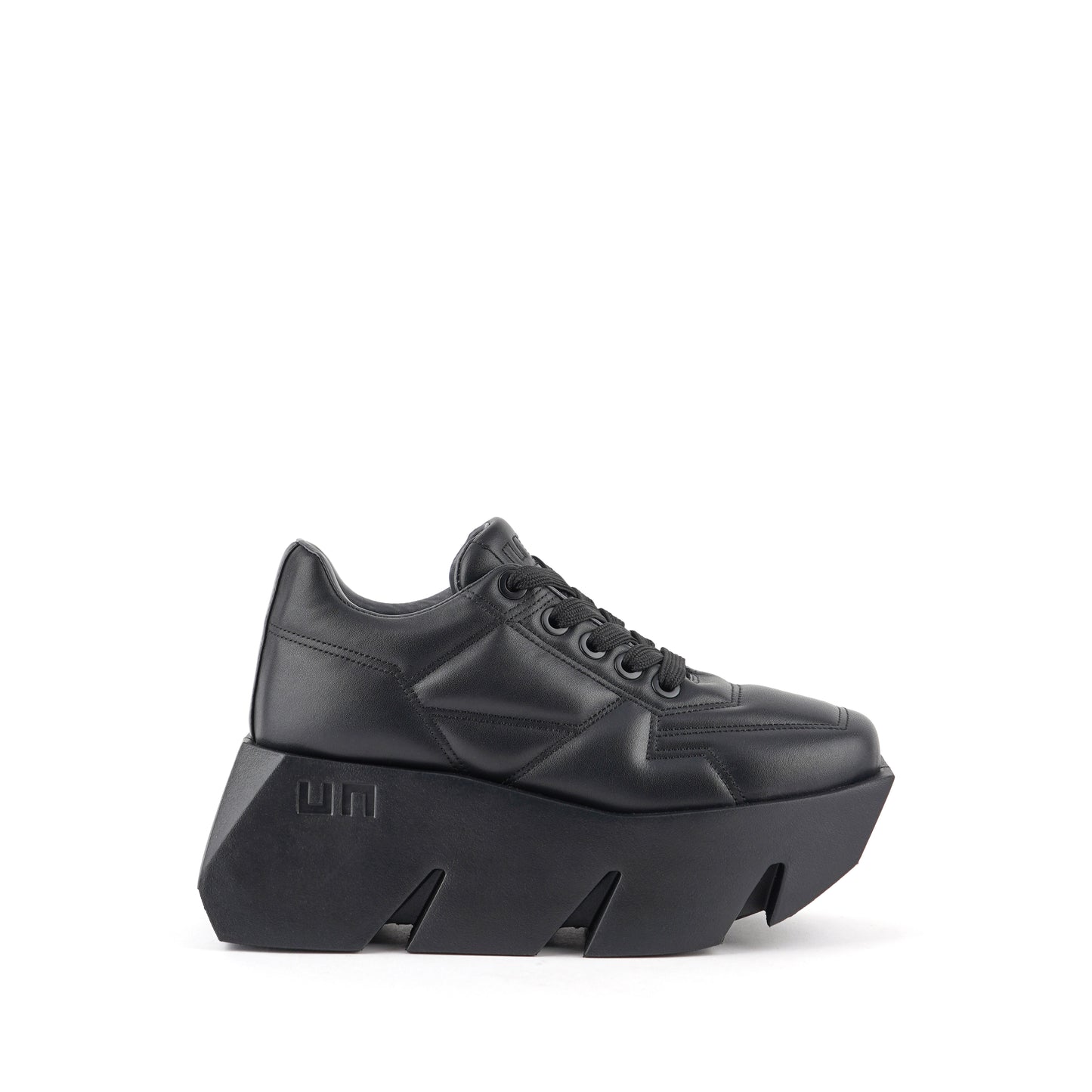 Bull Puffy Sneaker