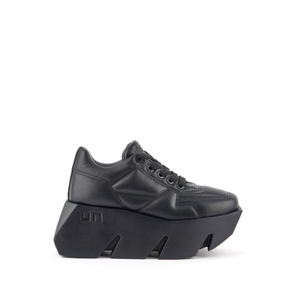 Bull Puffy Sneaker