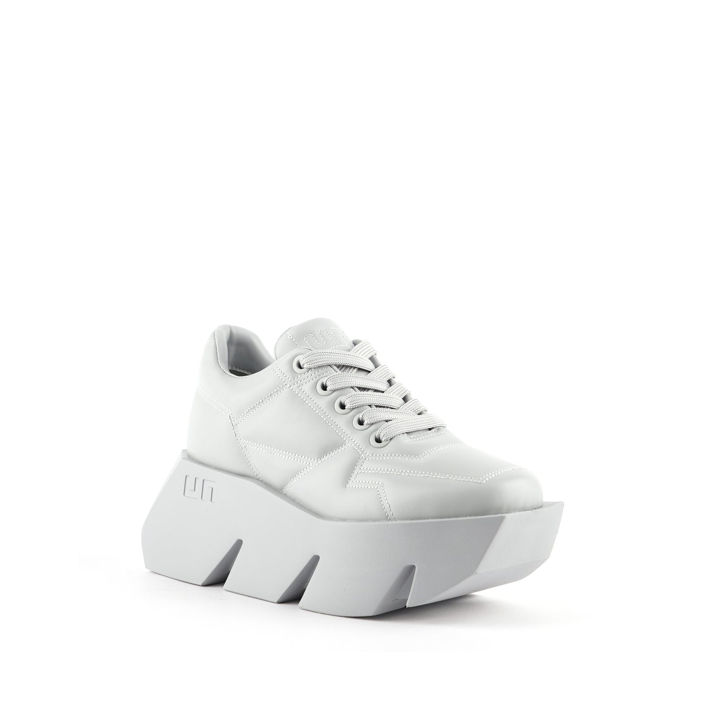 Bull Puffy Sneaker