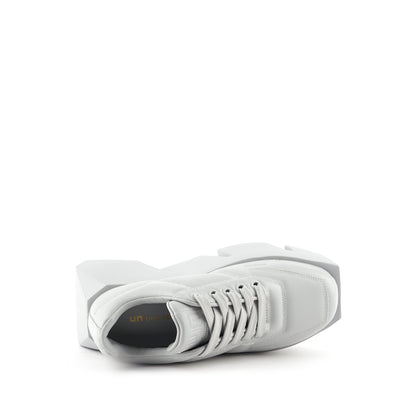 Bull Puffy Sneaker