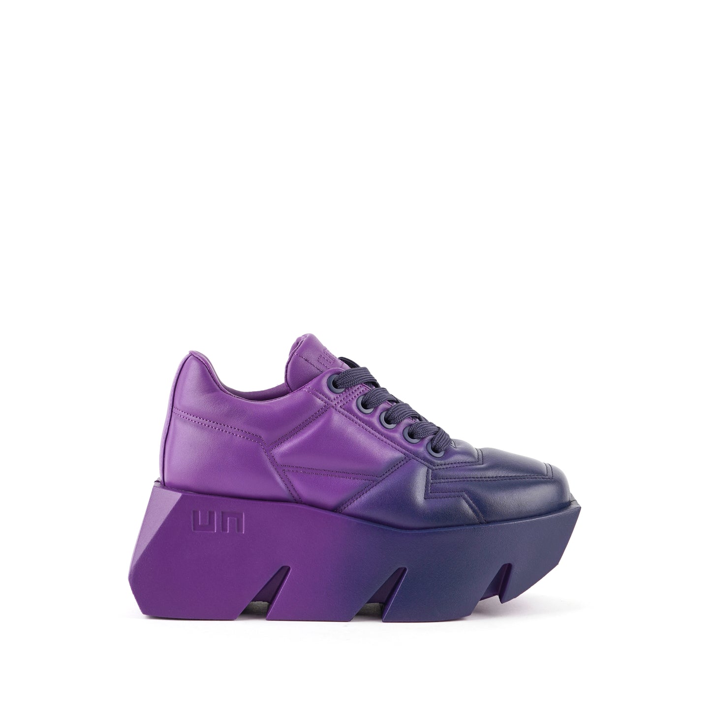 Bull Puffy Sneaker