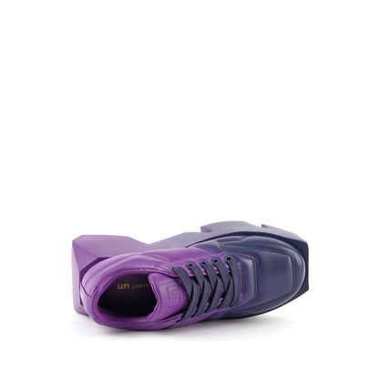 Bull Puffy Sneaker